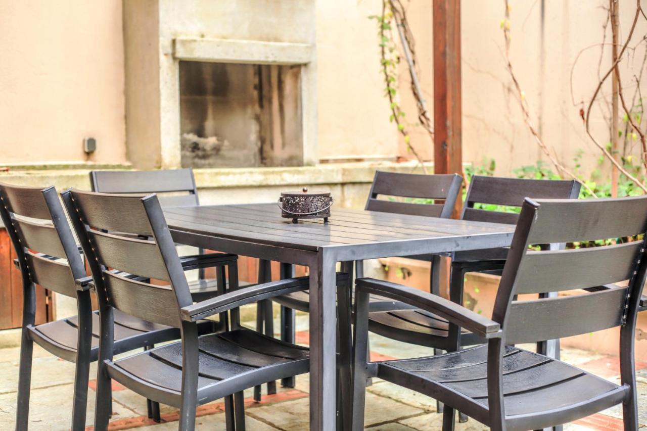 Homel Oasis Central Maisonette 3bd Garden Patio Kalampáka Buitenkant foto